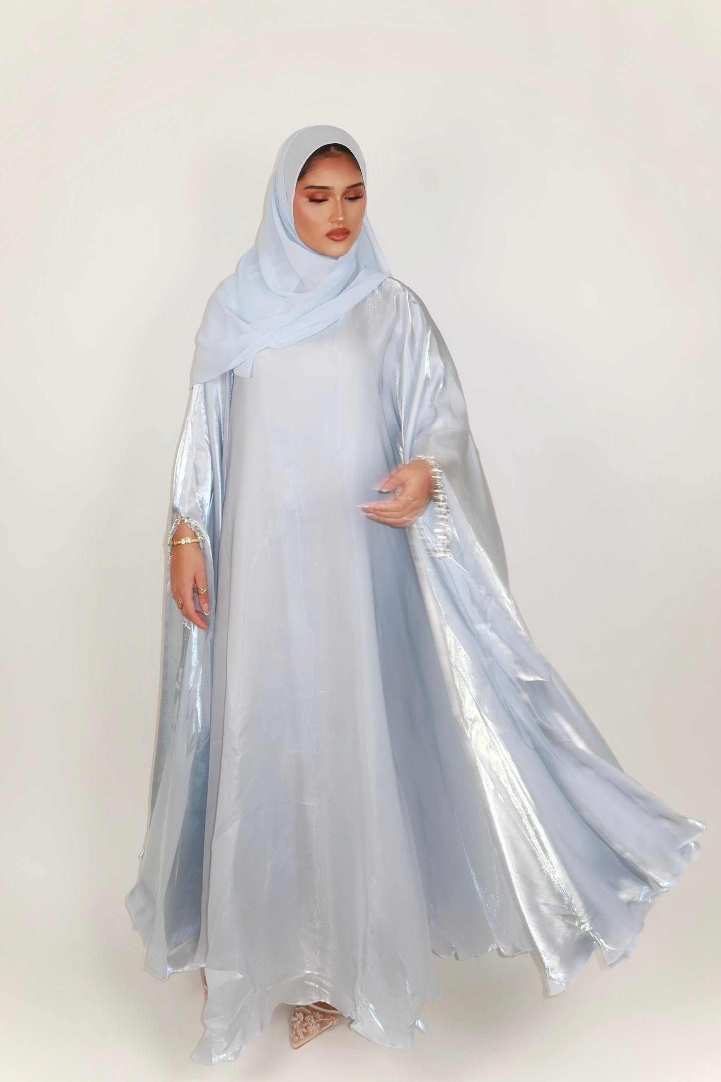 Frosted Veil - The Jameela with scarf image 2