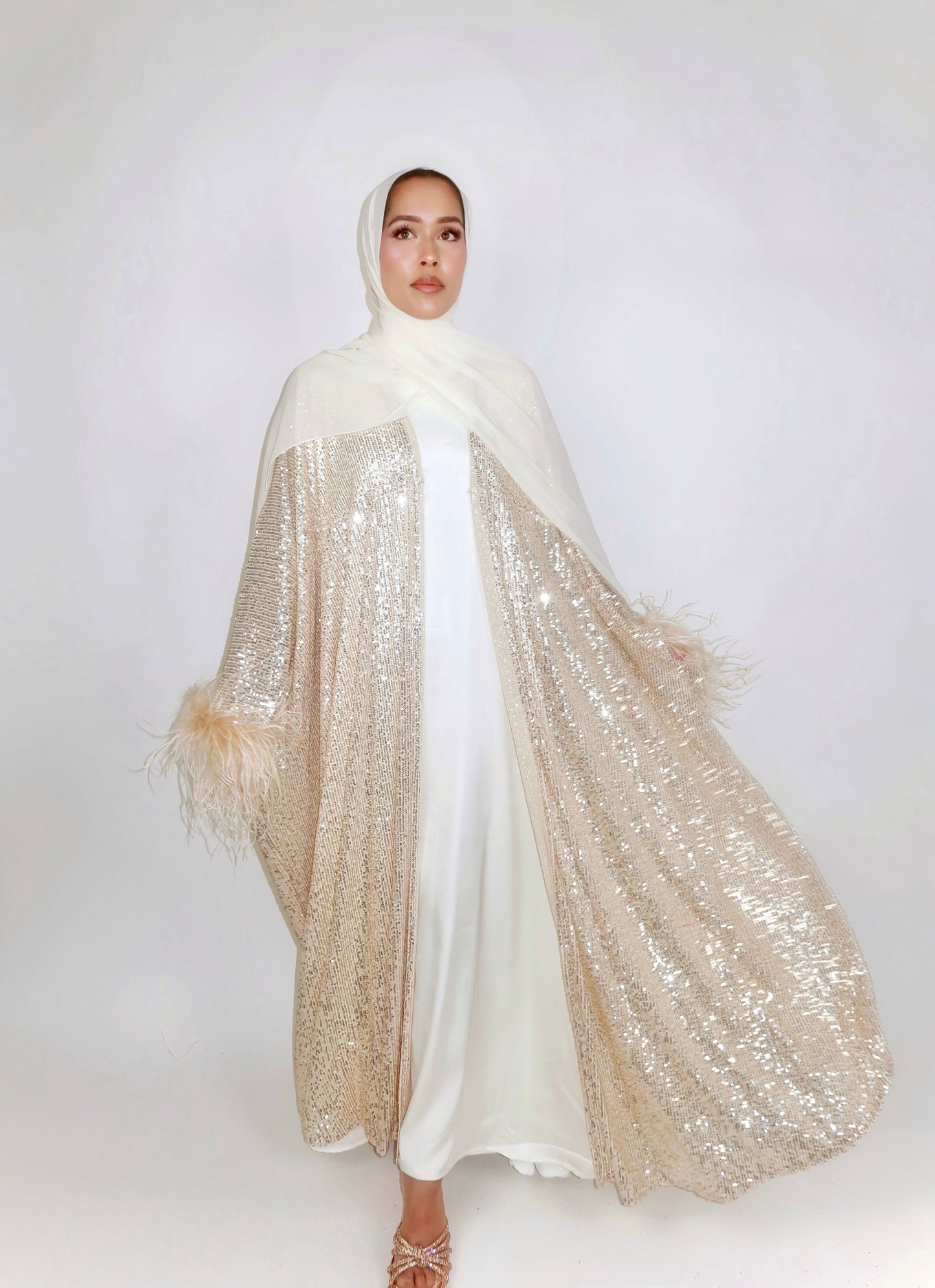 Aure - Gold - Layali collection (Limited Feather Edition) - one piece image 3