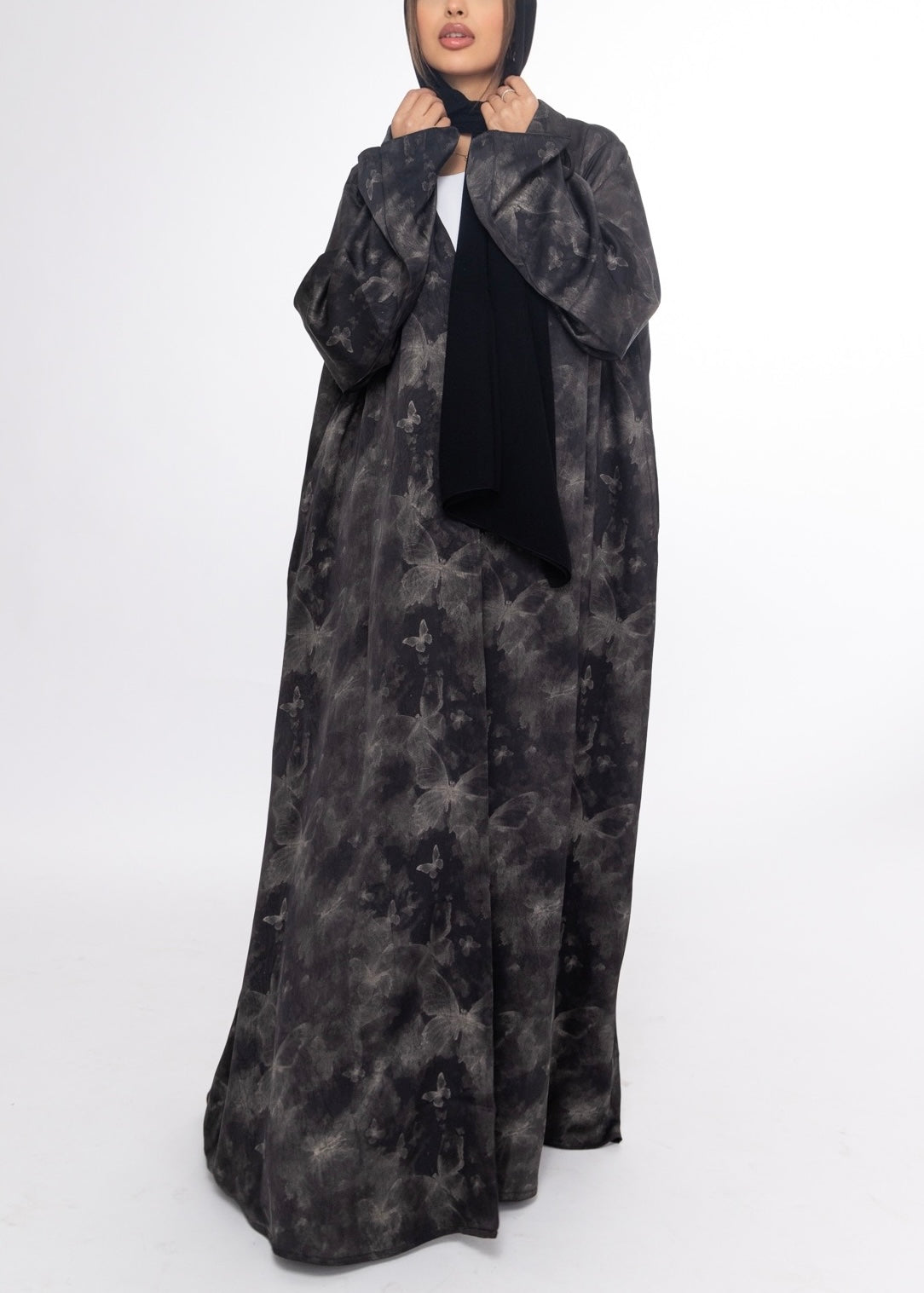 Onyx - Maryam Abaya & Scarf image 0