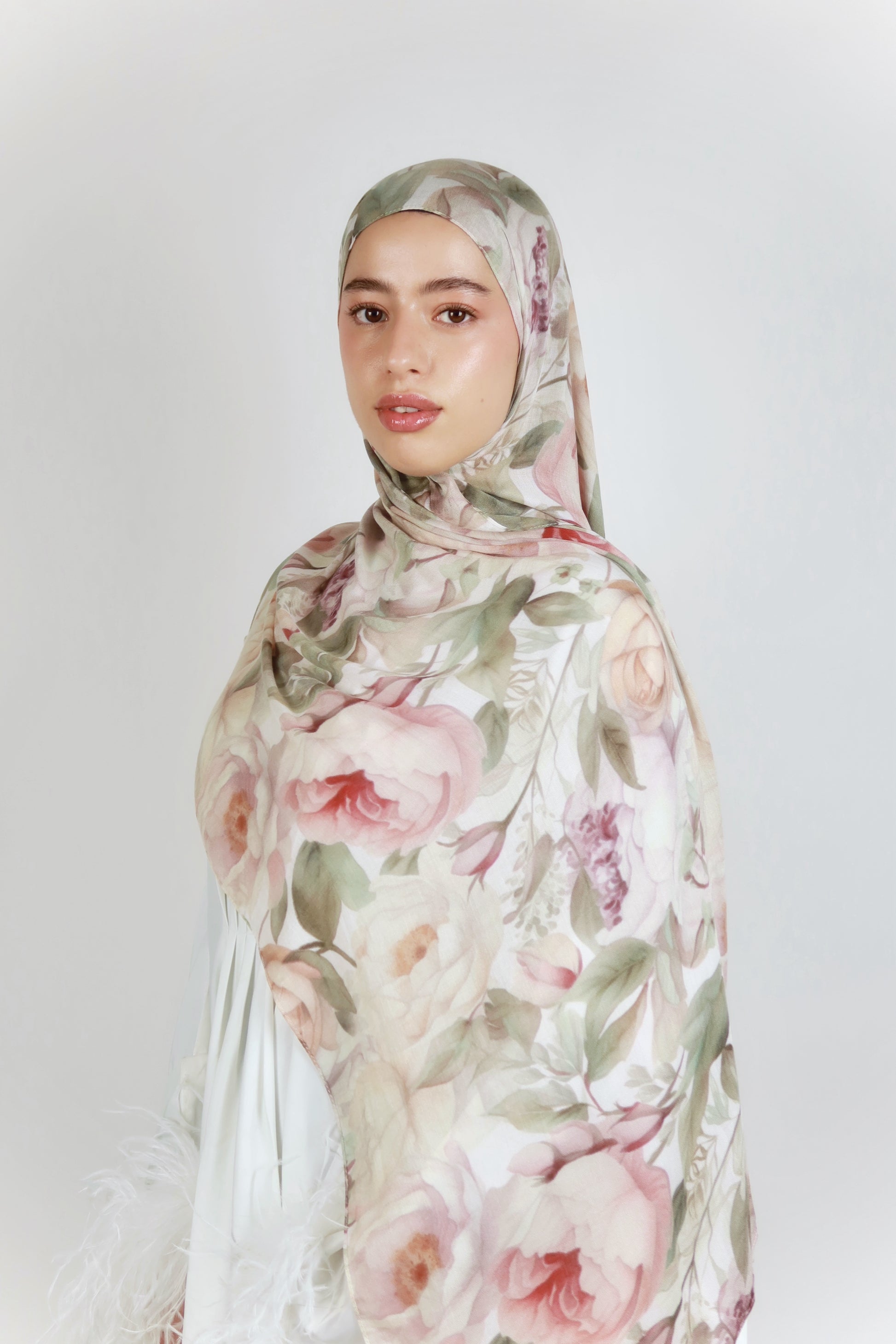 Floral Garden Modal Hijab image 2