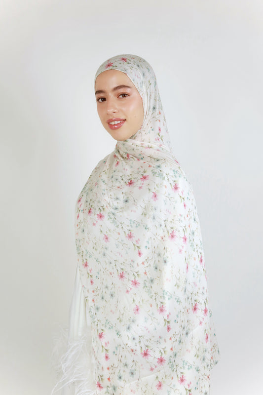 Rouge Amour Floral Modal Hijab image 0
