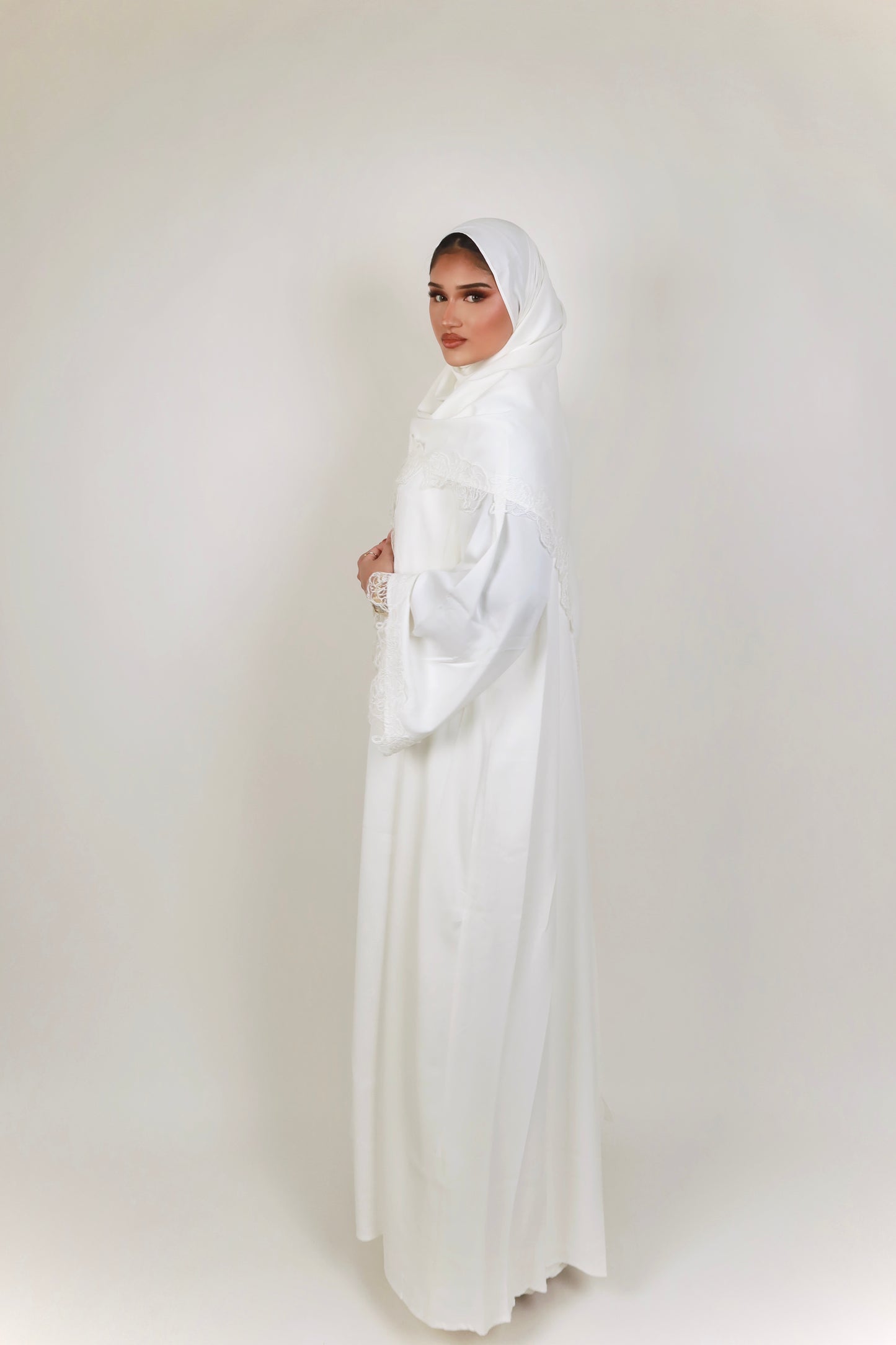 Snow - The New Sofiyah (inc Slip, Abaya & Scarf) image 0
